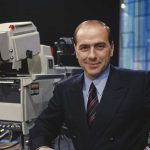 Netflix lançará série sobre início da carreira de Berlusconi | Mundo & História