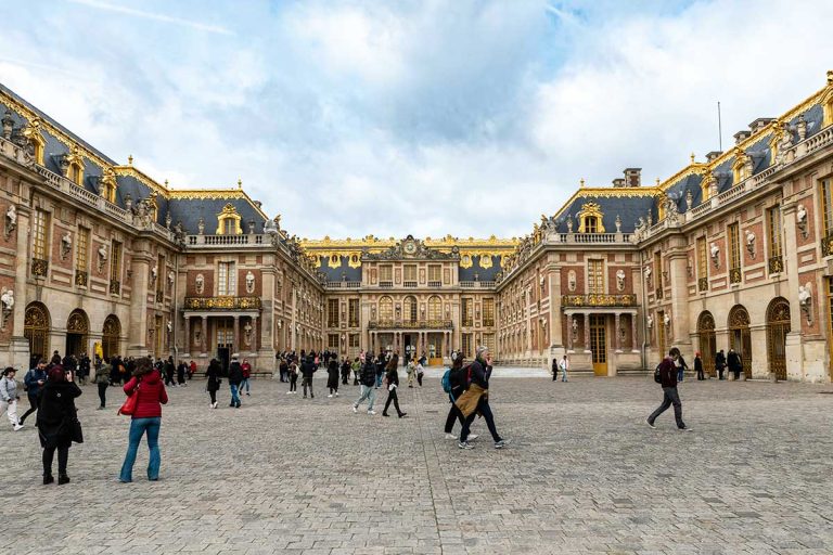 Palácio de Versalhes: 5 curiosidades sobre este ponto turístico na França | Mundo & História
