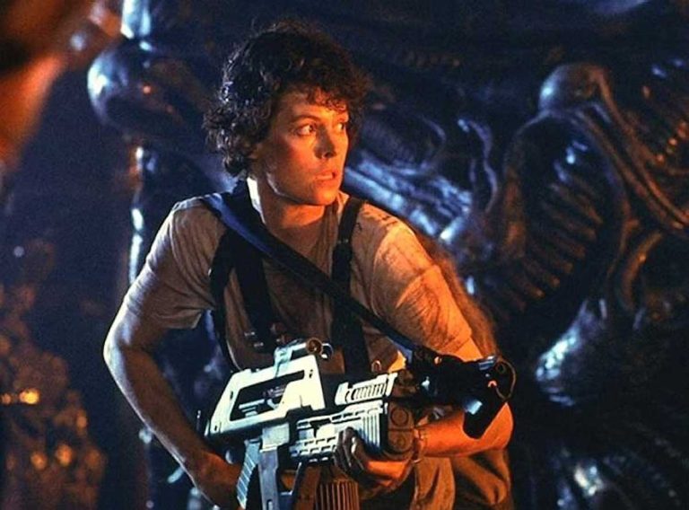 Sigourney Weaver, estrela de 'Alien', ganhará Leão de Ouro | Mundo & História