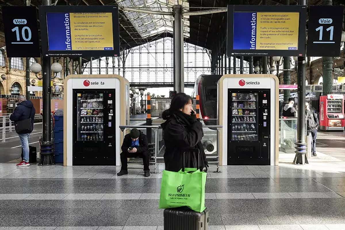 Bomba da Segunda Guerra é encontrada perto de estação de trem na França
