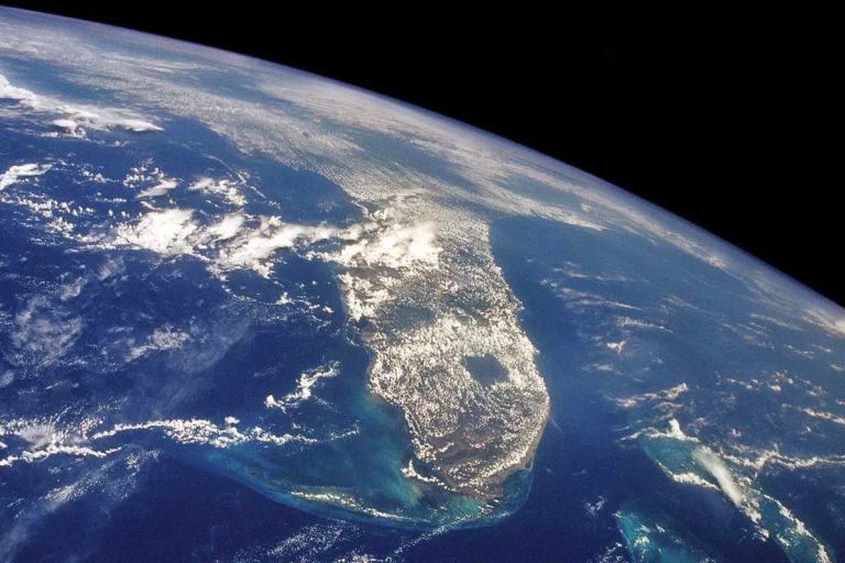 NASA detecta aumento inesperado no nível do mar | Mundo & História